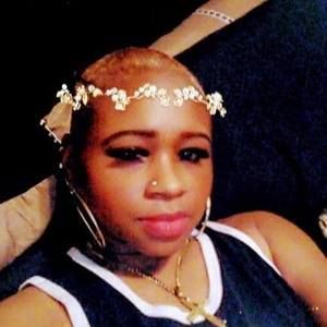 Meet your Posher, Shelly